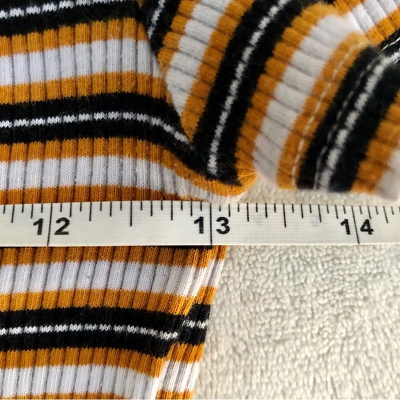 H&M Rib Knit Crop Top Striped Sz. Small - Picture 5 of 6